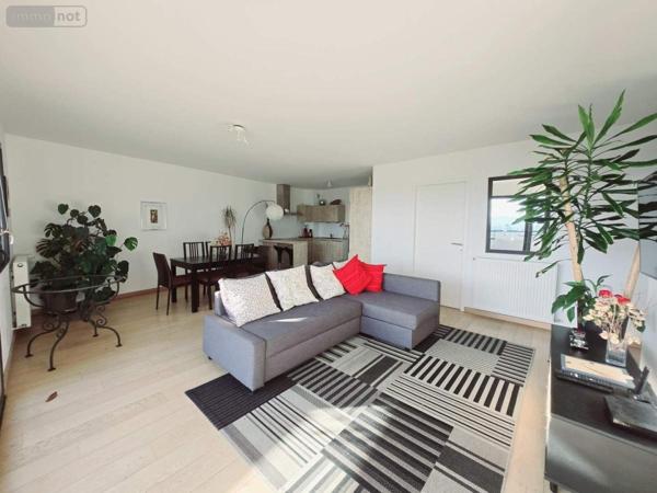 Appartement à vendre à Ferney-Voltaire dans l'Ain (01210), ref : 01047-114