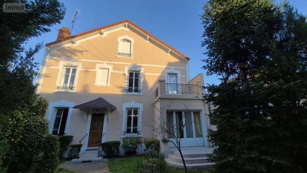 Maison à vendre à Vichy dans l'Allier (03200), ref : 03019-159