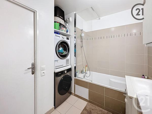 Appartement F3 à vendre  3 pièces - 58,45 m2 LIEUSAINT - 77