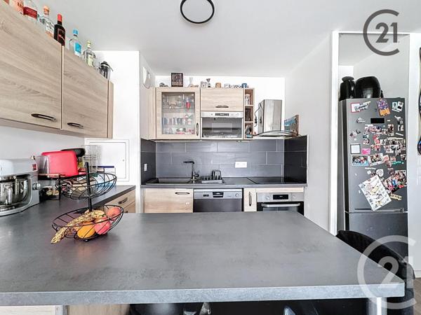 Appartement F3 à vendre  3 pièces - 58,45 m2 LIEUSAINT - 77