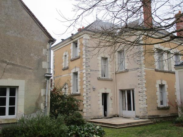 Maison de maître à vendre à Chabris dans l'Indre (36210), ref : 07
