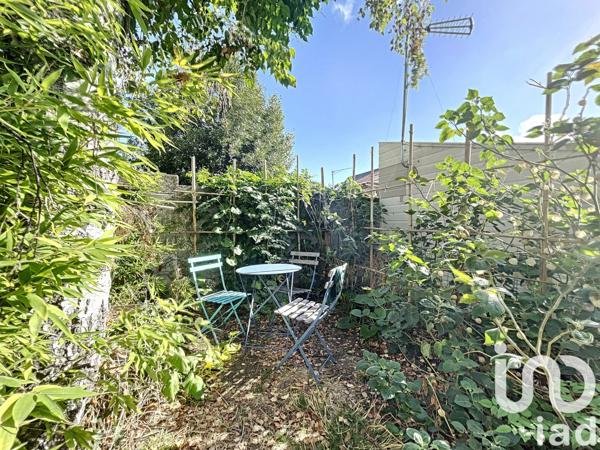 apartment rental 5 rooms 93 m² Nantes