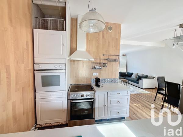 apartment rental 5 rooms 93 m² Nantes