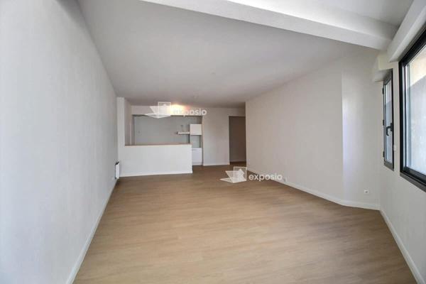 Grand T2 – 70m² – Niort Hyper Centre + Parking