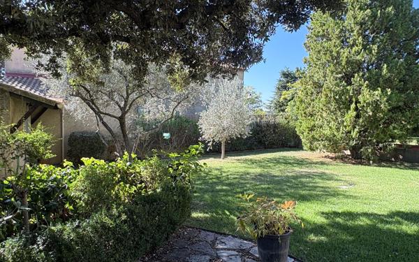 Maison à vendre    5 pièces • 135,62 m2 Villeneuve-lès-Avignon