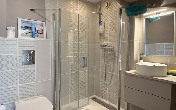 Maison à vendre    5 pièces • 135,62 m2 Villeneuve-lès-Avignon