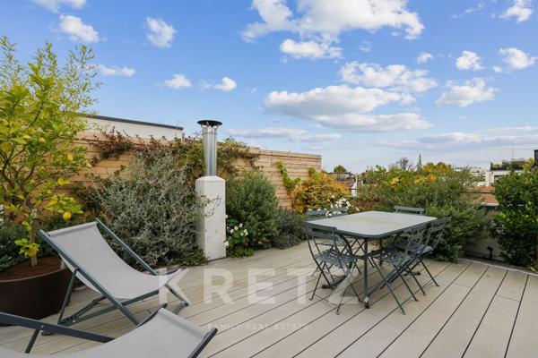 Maison contemporaine avec terrasse et rooftop