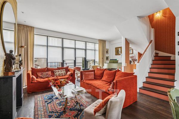 Maison contemporaine avec terrasse et rooftop