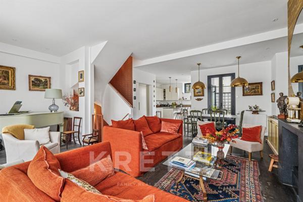 Maison contemporaine avec terrasse et rooftop