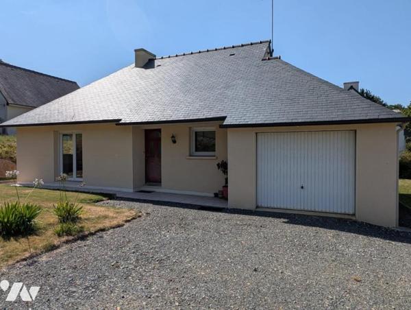 LANNION – Maison de plain-pied en excellent état, proche du centre-ville