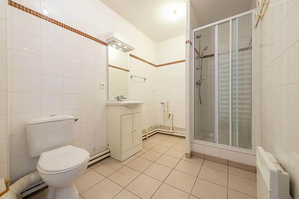 Appartement à vendre 3 pièces 58.3m² Saint-Amand-les-Eaux (59230)