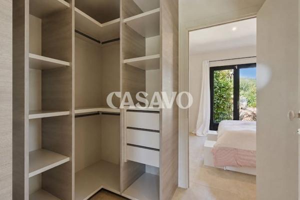 Vente Maison 5 pièces de 180m² - 13760 Saint-Cannat