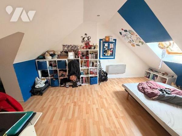 En exclusivité chez votre Notaire, maison de ville sur Coudekerque-Branche secteur Sainte-Germa...