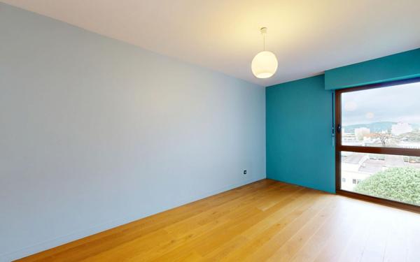 Appartement à louer    5 pièces • 139,41 m2 Lyon 4