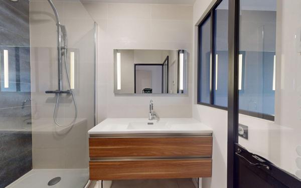 Appartement à louer    5 pièces • 139,41 m2 Lyon 4