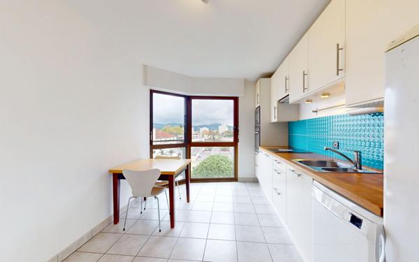 Appartement à louer    5 pièces • 139,41 m2 Lyon 4