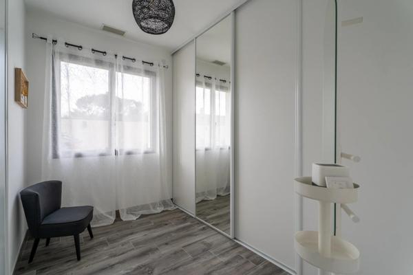 Maison contemporaine rénovée de 147 m² à Blanquefort