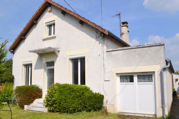Maison 4 pièces à louer Châtellerault - 86100 / Réf: 563