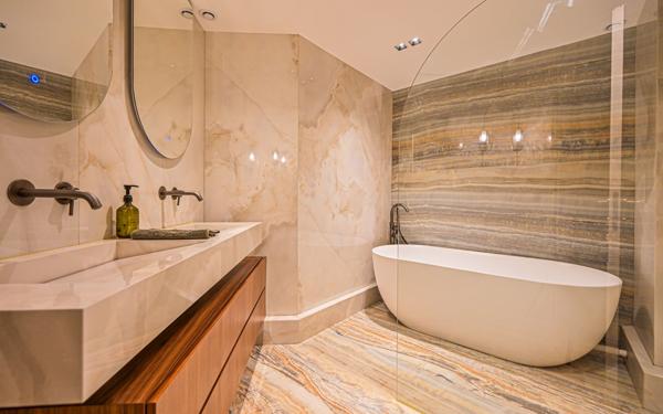 Appartement à vendre    5 pièces • 133 m2 Levallois-Perret