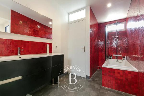 Suresnes, Maison 5 Chambres -  180 m² à vendre