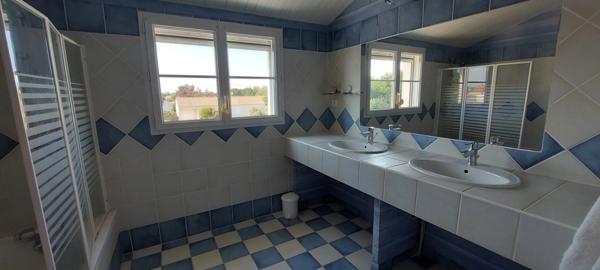 Maison à vendre 6 pièces  LUCON (85)