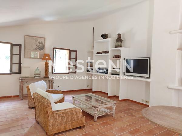 À VENDRE ? Bastide de charme d'environ 134m² à La Garde-Freinet