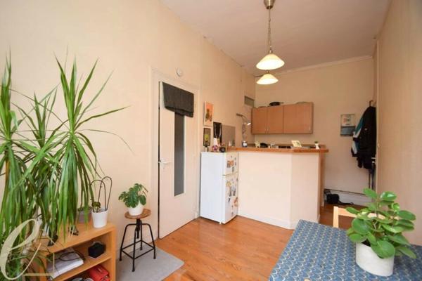Lyon 6ème Brotteaux – Ravissant T1 bis meublé en dernier étage de 24,86 m² idéalement situé