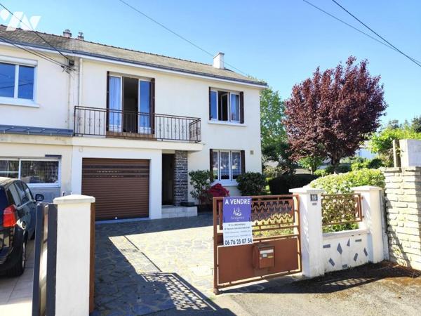 Maison 3/4 chambres - garage - grenier atelier jardin.