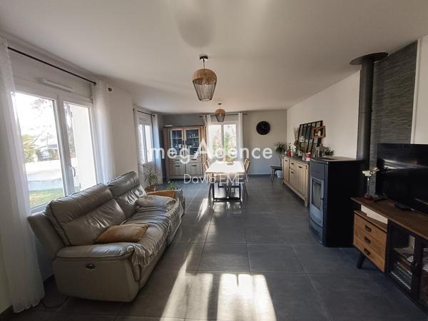 Maison à AIZENAY, 85190 - 5 pièces 95m²