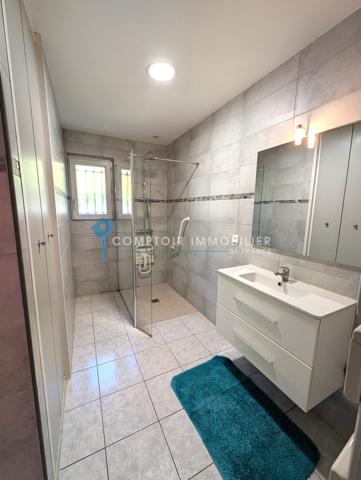 Maison
                                                                                                                                                                                                                                                                                                                        4 pièce(s)                                                                                                                                                                                                          3 chambre(s)                                                                                                                                                                                                          111  m²