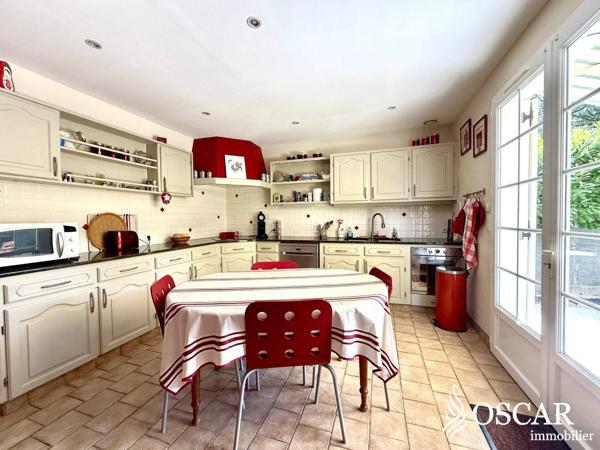 Maison à vendre - La Chapelle-sur-Erdre 7 pièces de 160 m²