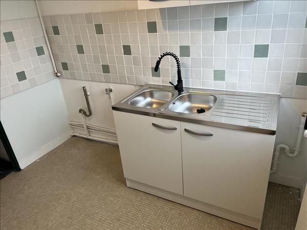 Appartement à vendre |  Vierzon |  2 pièces | 47 m²