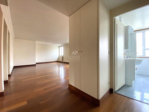 Appartement Nanterre 4 pièce(s)-66 m² €279 000 ** - Référence 15091