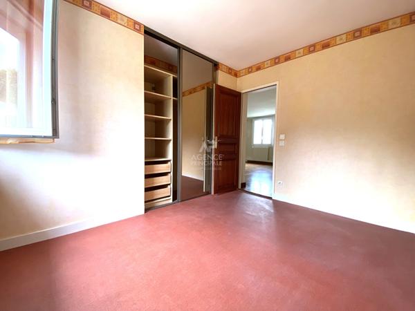 Appartement Nanterre 4 pièce(s)-66 m² €279 000 ** - Référence 15091