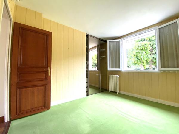 Appartement Nanterre 4 pièce(s)-66 m² €279 000 ** - Référence 15091