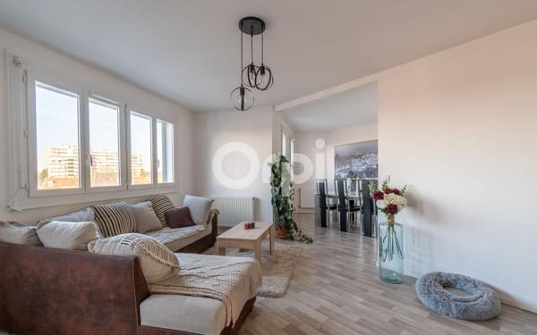 Appartement à vendre    4 pièces • 92 m2 Reims