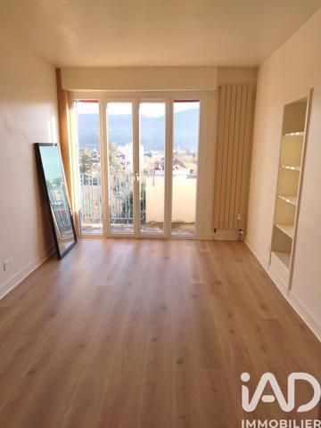 Location appartement 5 pièces 142 m² Millau