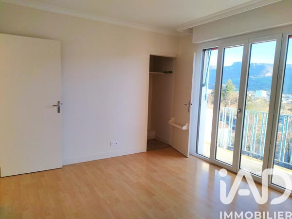 Location appartement 5 pièces 142 m² Millau