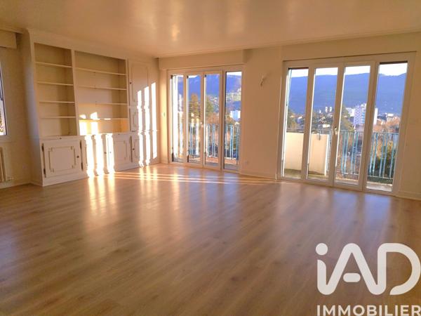 Location appartement 5 pièces 142 m² Millau