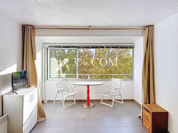 Studio 1 pièce(s) 24.85 m²