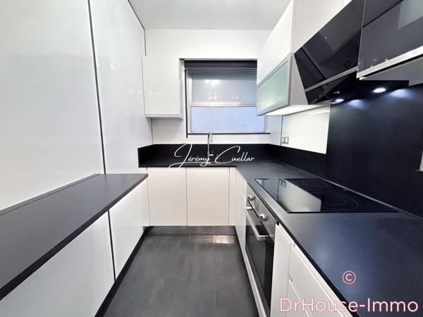 Appartement à vendre 3 pièces de 77 m²