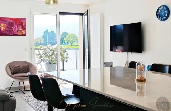 Appartement 5 pièces 85m² à vendre à Ferney-Voltaire 01210