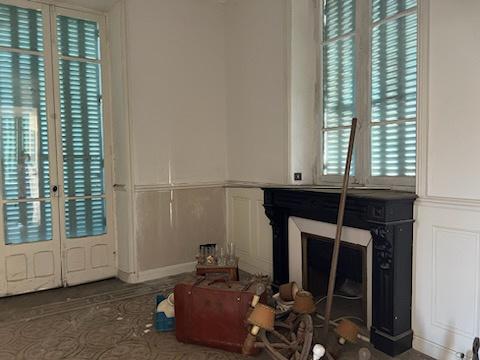 Maison bourgeoise 368 m2 terrain 2030 m2 Alès (30100)