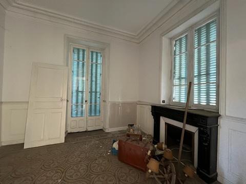 Maison bourgeoise 368 m2 terrain 2030 m2 Alès (30100)