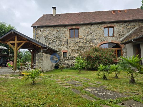 À vendre - Maison ancienne, 9 pièces située à Navarrenx (64190)