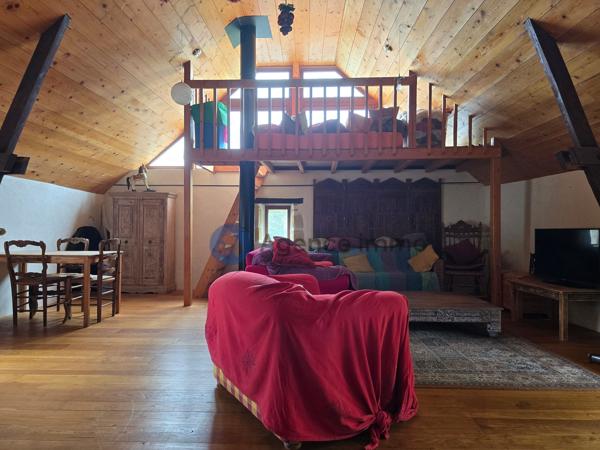À vendre - Maison ancienne, 9 pièces située à Navarrenx (64190)