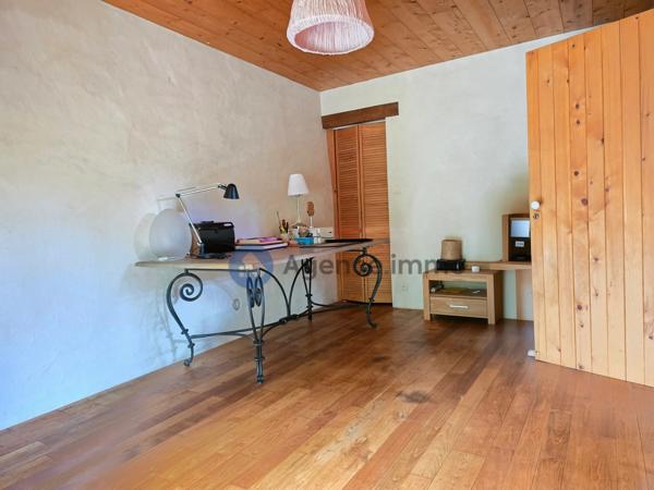 À vendre - Maison ancienne, 9 pièces située à Navarrenx (64190)
