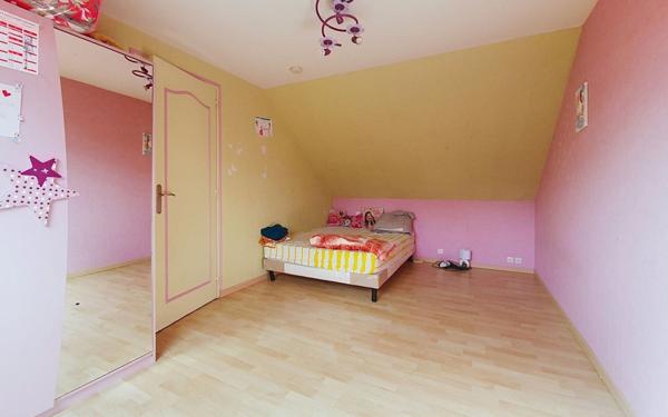 Maison à vendre    6 pièces • 116,76 m2 Le Mans