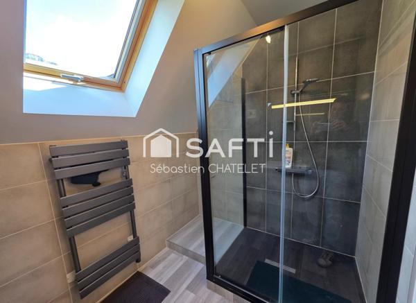 Dernier étage avec vue lac à Mouxy