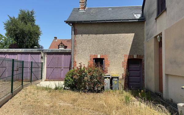 Maison à vendre    7 pièces •  Monnaie